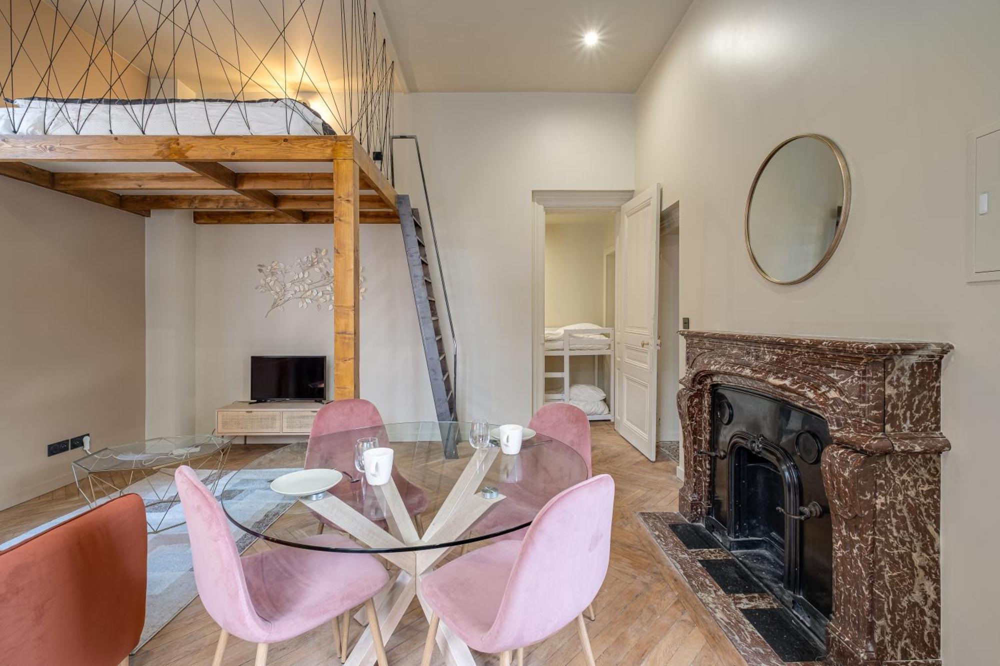 Le Poudre Cours Fauriel Magnifique Appartement Saint-Etienne  Exterior photo